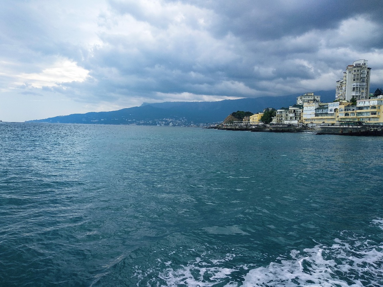 Морские экскурсии в Крыму фото