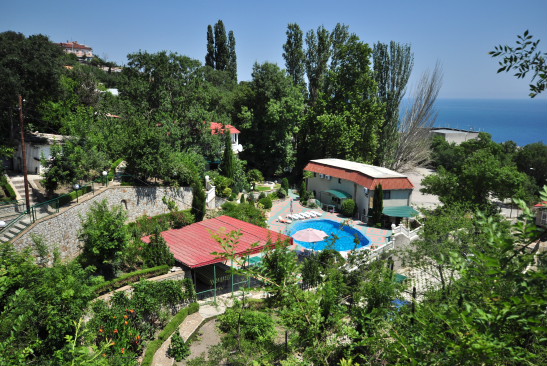 Собственный парк на территории пансионата Лучший пансионат ЮБК